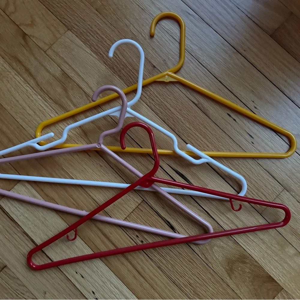 Colorful Plastic Hangers Set